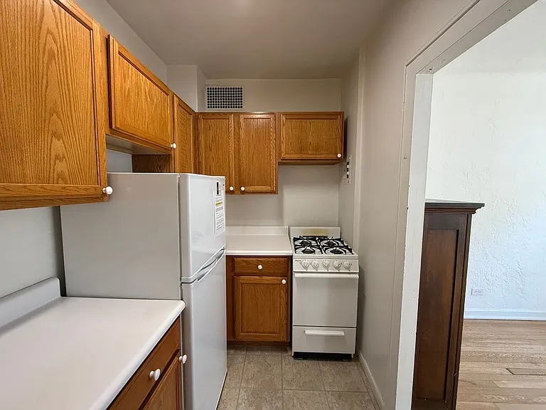 King Edward Annex Apartments — Photo 65