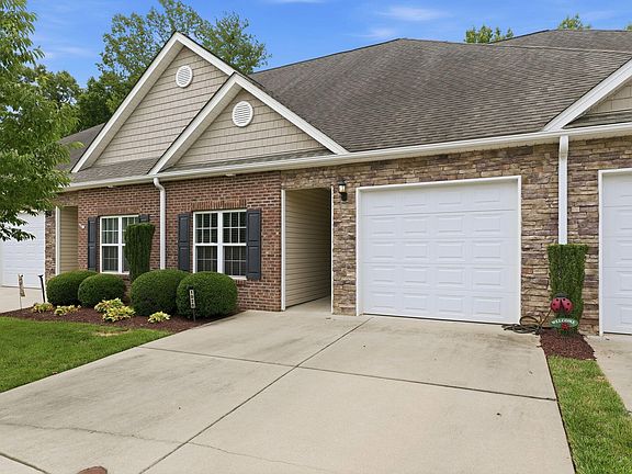 2nd image of 1020 Lake Michael Way #1020