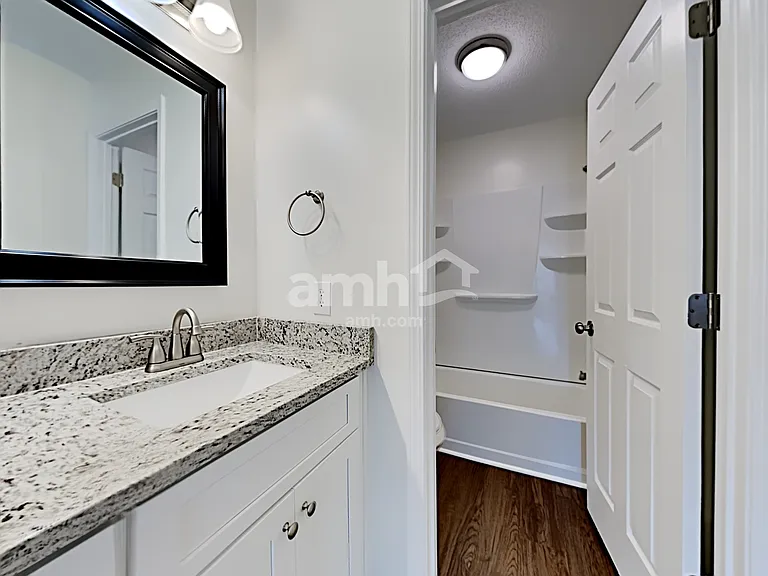 1838 Oak Springs Dr — Photo 12