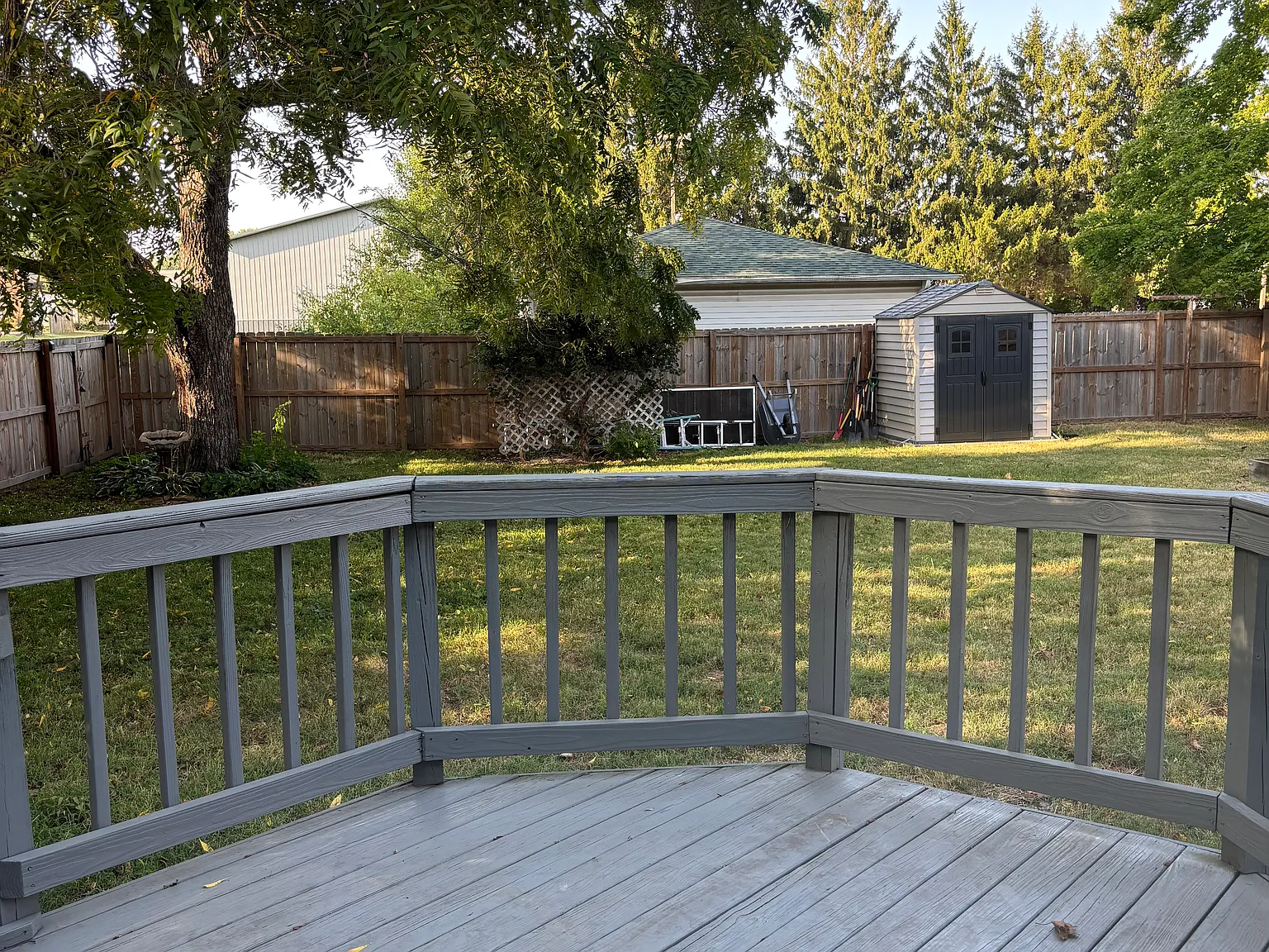 5 bed, 2500 sqft, $2,775 — Photo 3