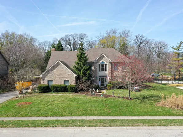 11382 Royal Pl, Carmel, IN 46032
