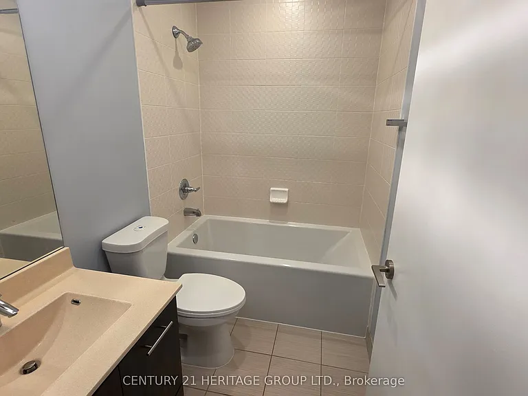 135 Village Green Sq #525 — Photo 25