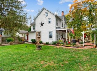 689 Riegelsville Rd, Milford, NJ 08848