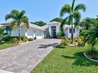 5852 Lake Pine Rd, Vero Beach, FL 32967