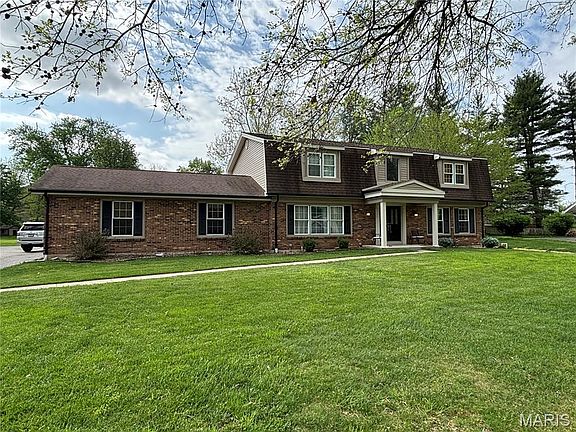 4th image of 12576 Royal Manor Dr