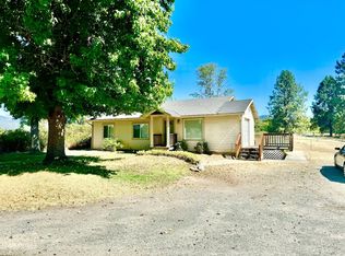 1149 Summer Ln, Grants Pass, OR 97526