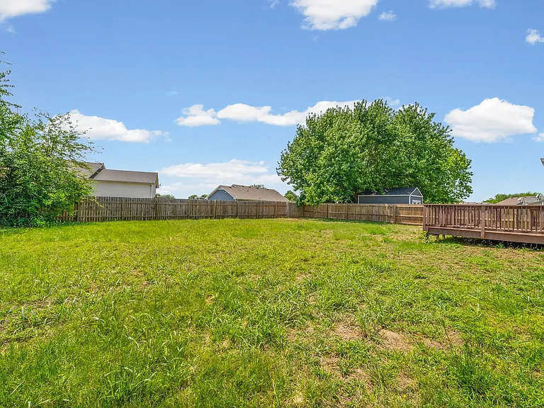 3865 Roscommon Way — Photo 26