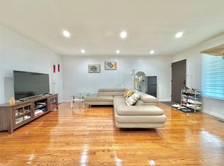 204-26 45th Dr, Flushing, NY 11361