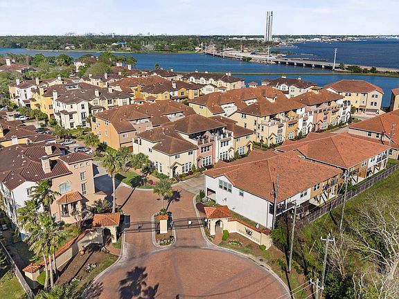 2nd image of 37 Armand Shore Dr