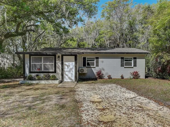 715 N Chester St, Leesburg, FL 34748