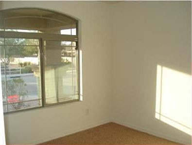5th image of 3926 N Tulsa Ln