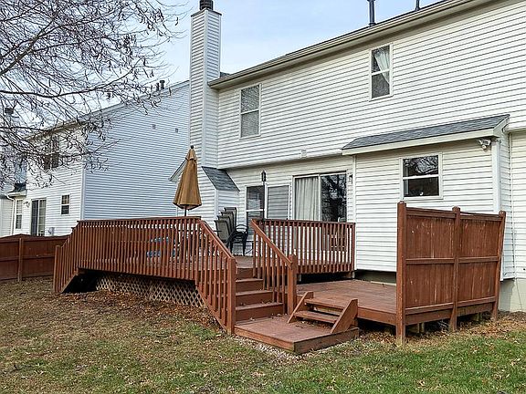 3rd image of 6211 Freewood Dr