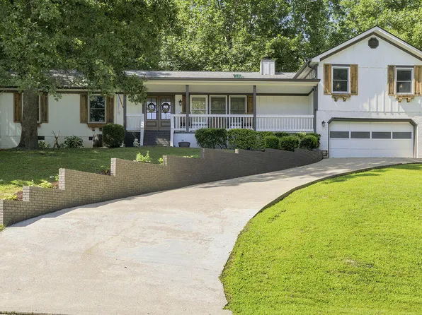 9302 Rockshire Ln, Chattanooga, TN 37421