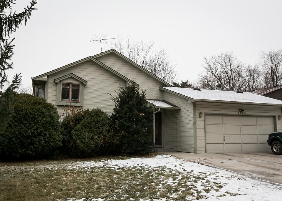 1st image of 7065 43rd St N