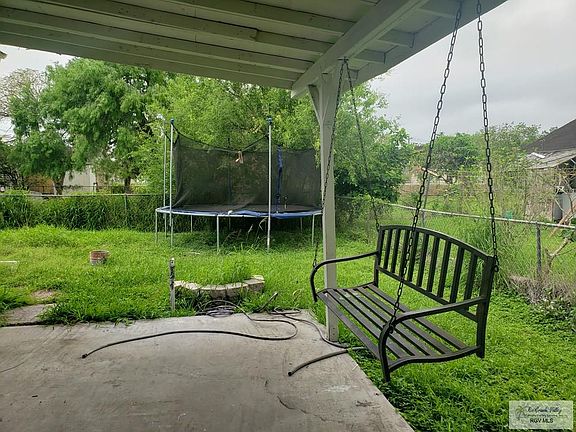 3rd image of 3304 Elsa Ave
