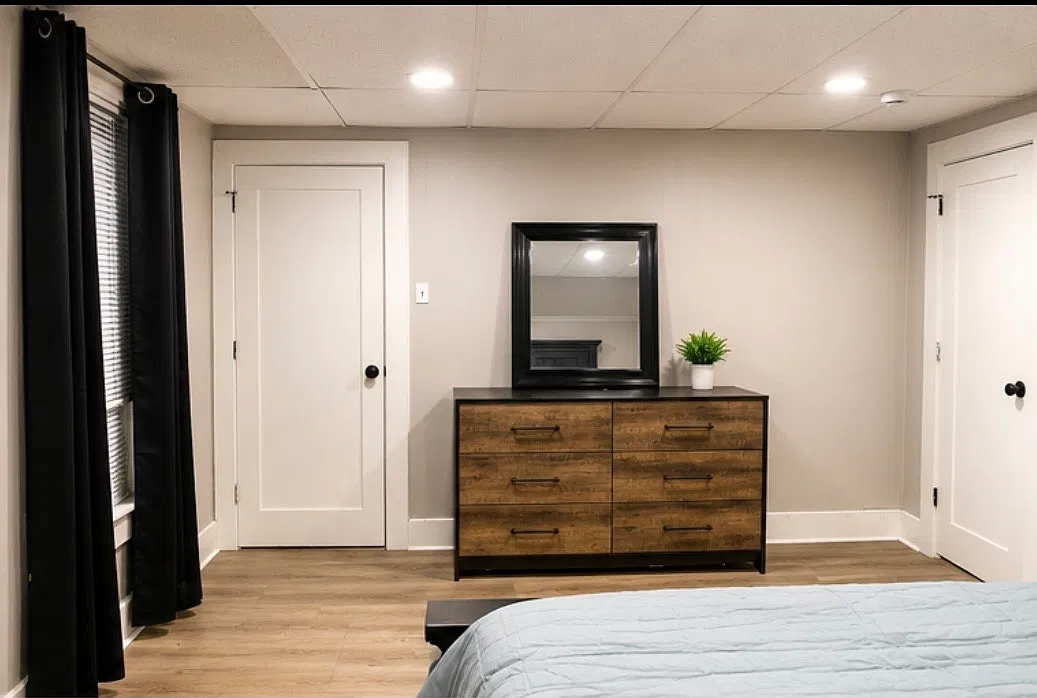2 bed, $2,700 — Photo 2