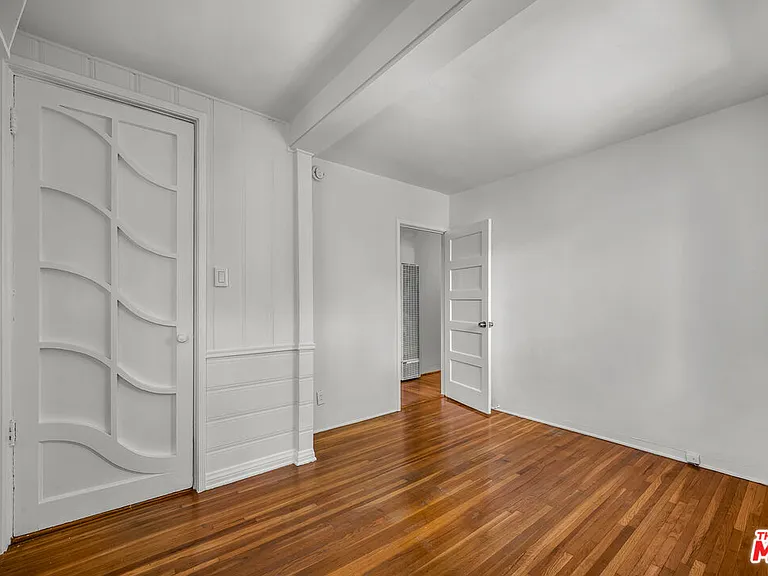 2119 Kress St — Photo 4
