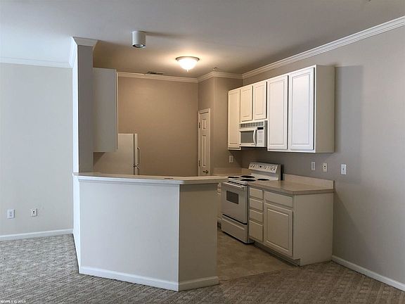 4th image of 303 N Knollwood Dr Suite 6103