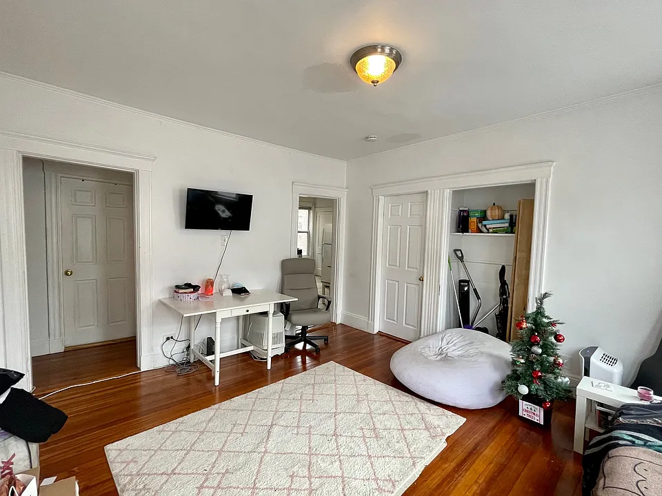 162 Kelton St #3X