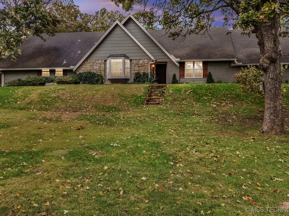 4248 E 72nd St, Tulsa, OK 74136