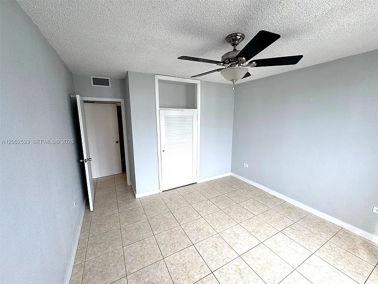 7545 E Treasure Dr #8J — Photo 15