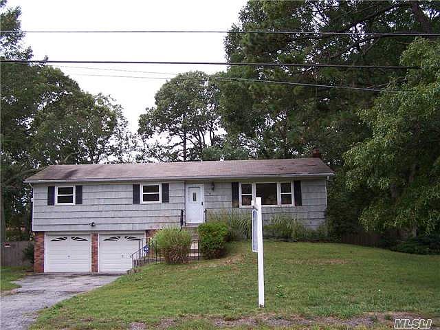 1st image of 158 N Evergreen Dr