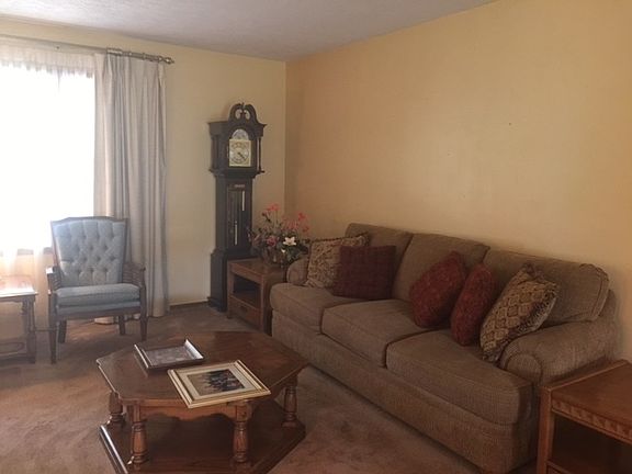 4th image of 405 Morningside Dr