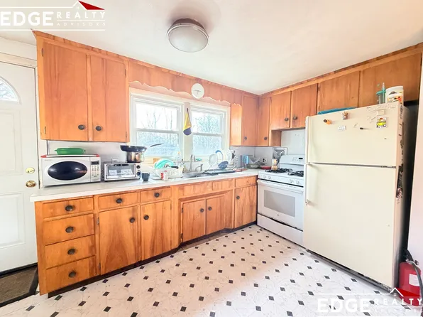 94 Nottinghill Rd #2, Brighton, MA 02135