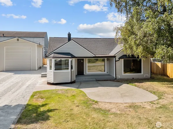 417 N Anacortes Street, Burlington, WA 98233