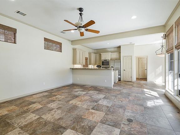 5th image of 4572 Lancelot Dr