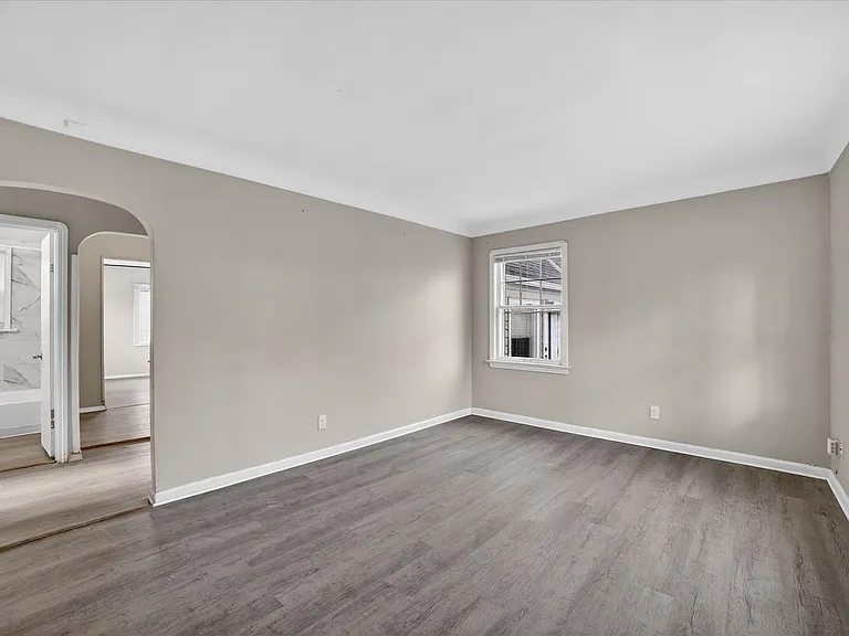17208 Lipton Ave — Photo 5