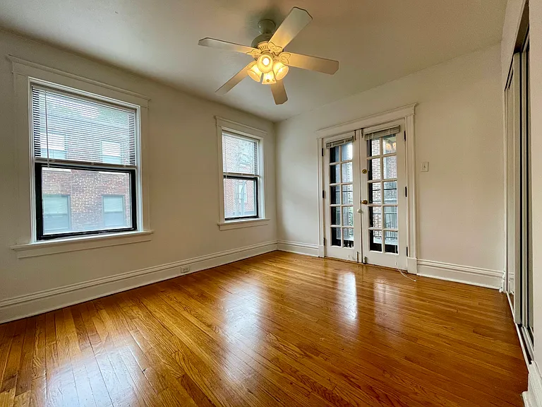 6323 S Rosebury Ave #2E — Photo 14