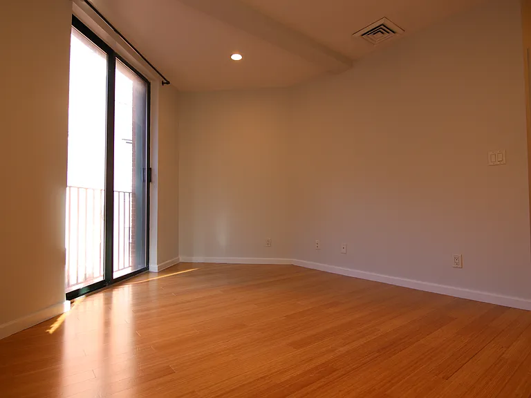 Deacon Court - 1661 Washington Street — Photo 89