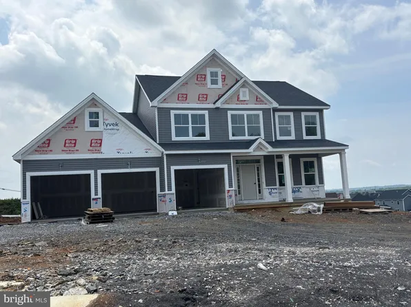 2540 Austin Ave, Chambersburg, PA 17202