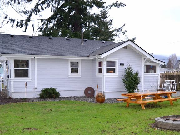 4th image of 601 Jameson Ave