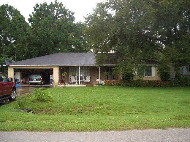 1st image of 37330 Moore Dr