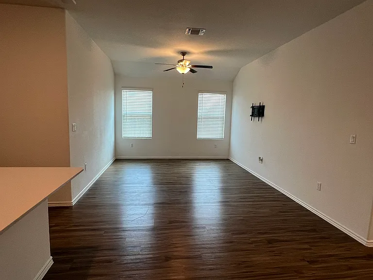 3801 Alpine Autumn Dr — Photo 9