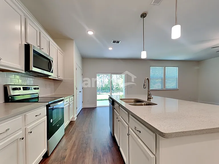 12256 Sapp Rd — Photo 4