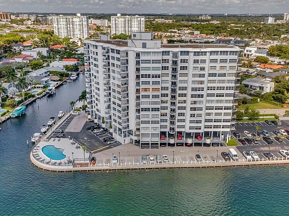 3rd image of 11930 N Bayshore Drive #404