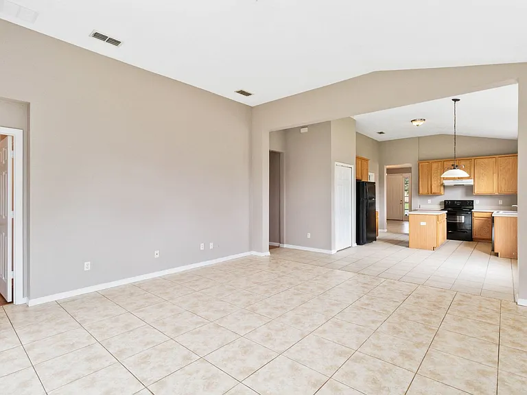 2173 Granger Ave — Photo 12