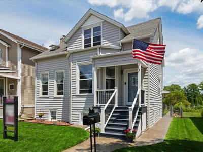 6517 N Sayre Ave, Chicago, IL, 60631