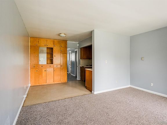 5th image of 9455 Chalmers St
