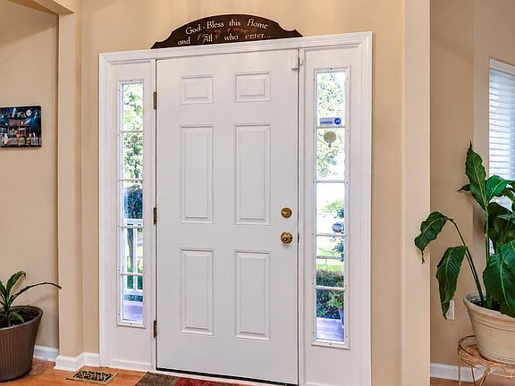 2nd image of 6 Northgate Drive