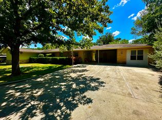 129 Paradise Ave, Kerrville, TX 78028