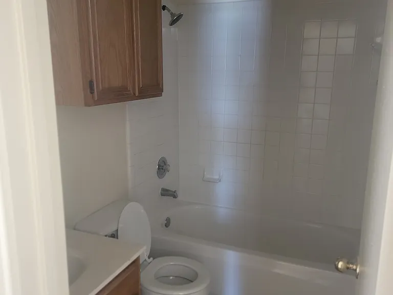 1702 Windward Dr #B — Photo 8