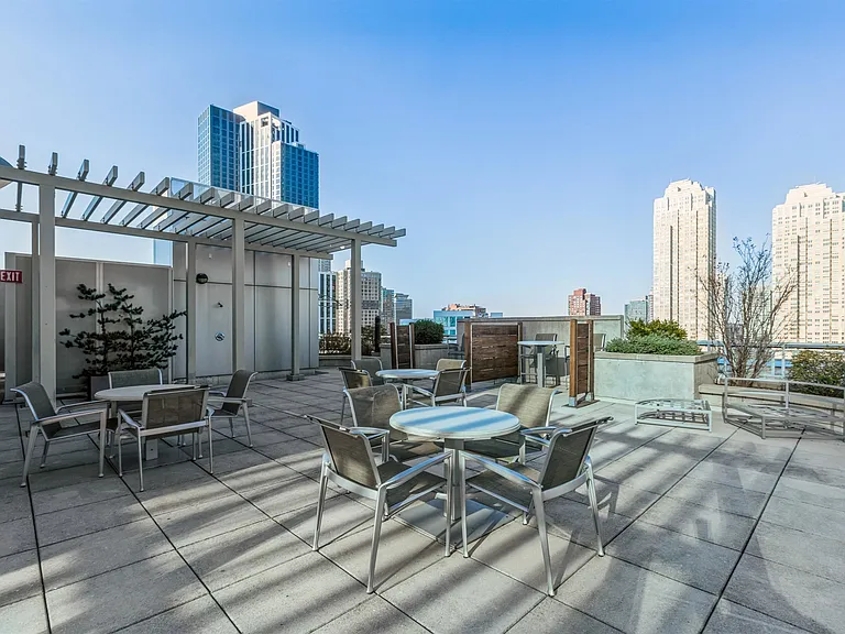 105 Greene St #1607 — Photo 14