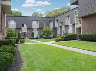 Towne Oaks Apartments, South Bound Brook, NJ 08880