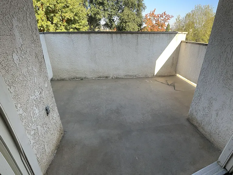 4527 W Providence Ave — Photo 10