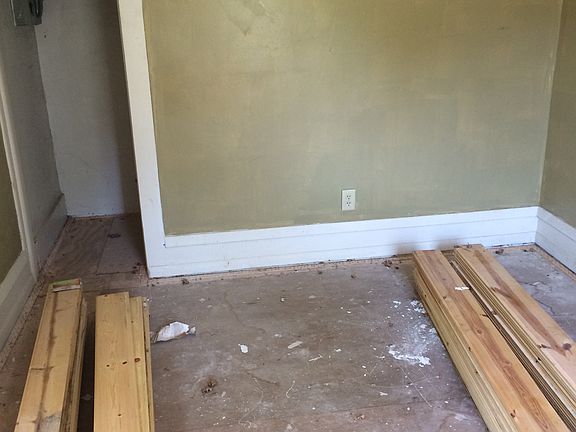 2nd image of 2159 Davis Dr
