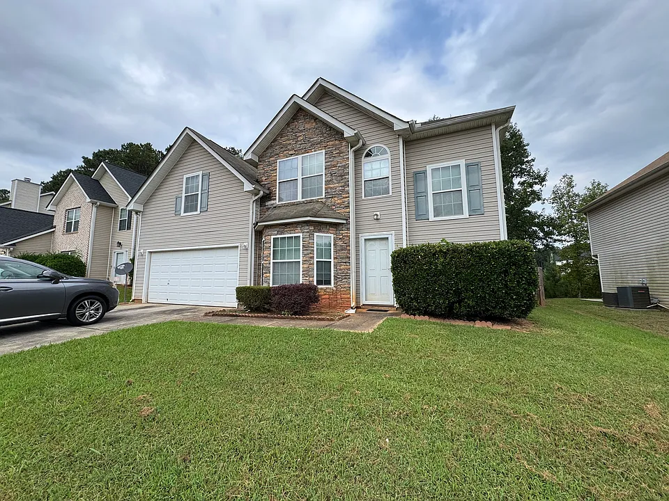 1110 Oak Hollow Ln